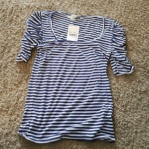 Navy/ white short-3/4 length shirt